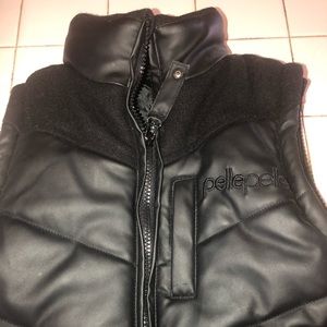 “Boys” Black Leather vest fall  “Pelle Pelle”